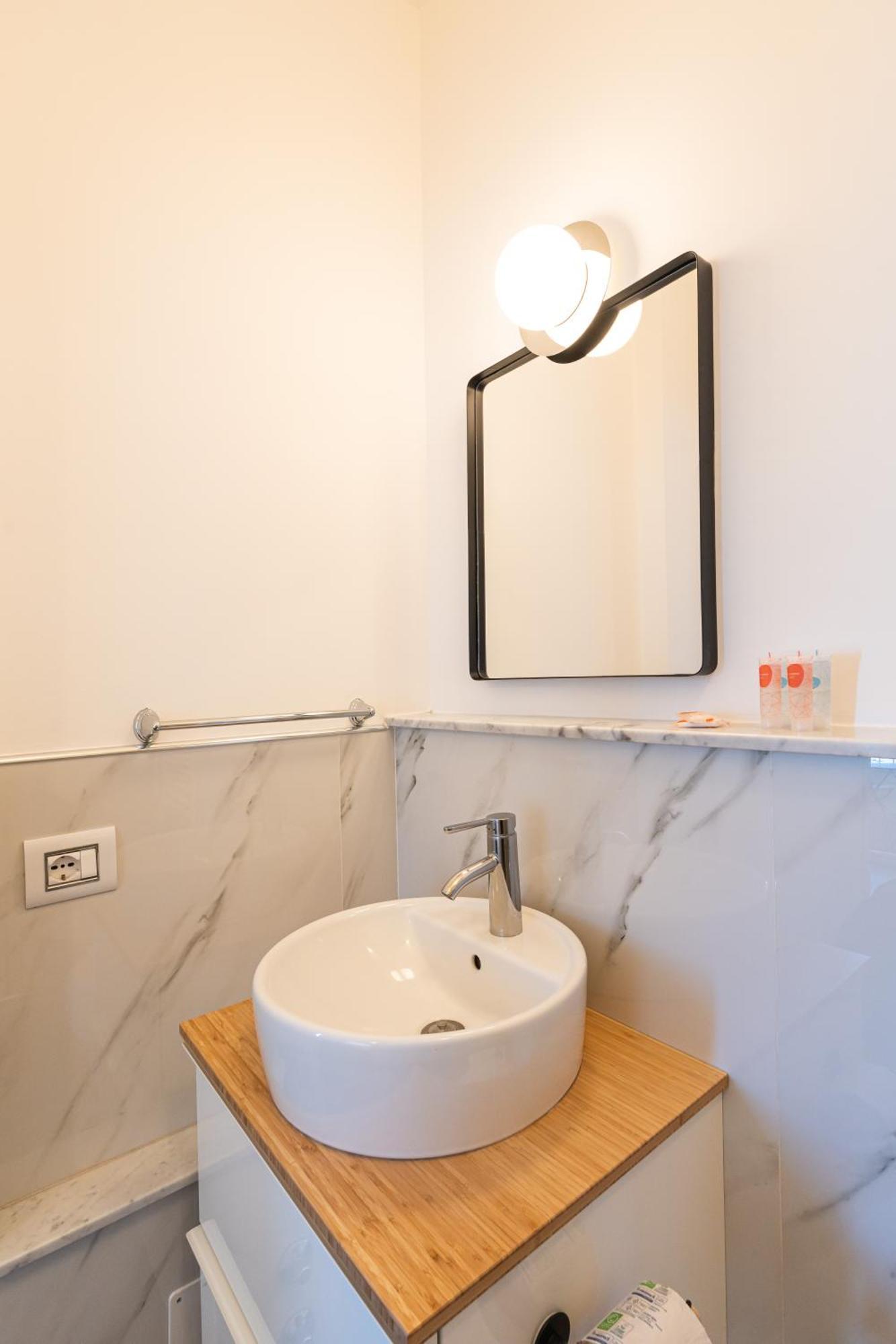Moderno Bilocale Sui Navigli - Mirable Pm Appartement *